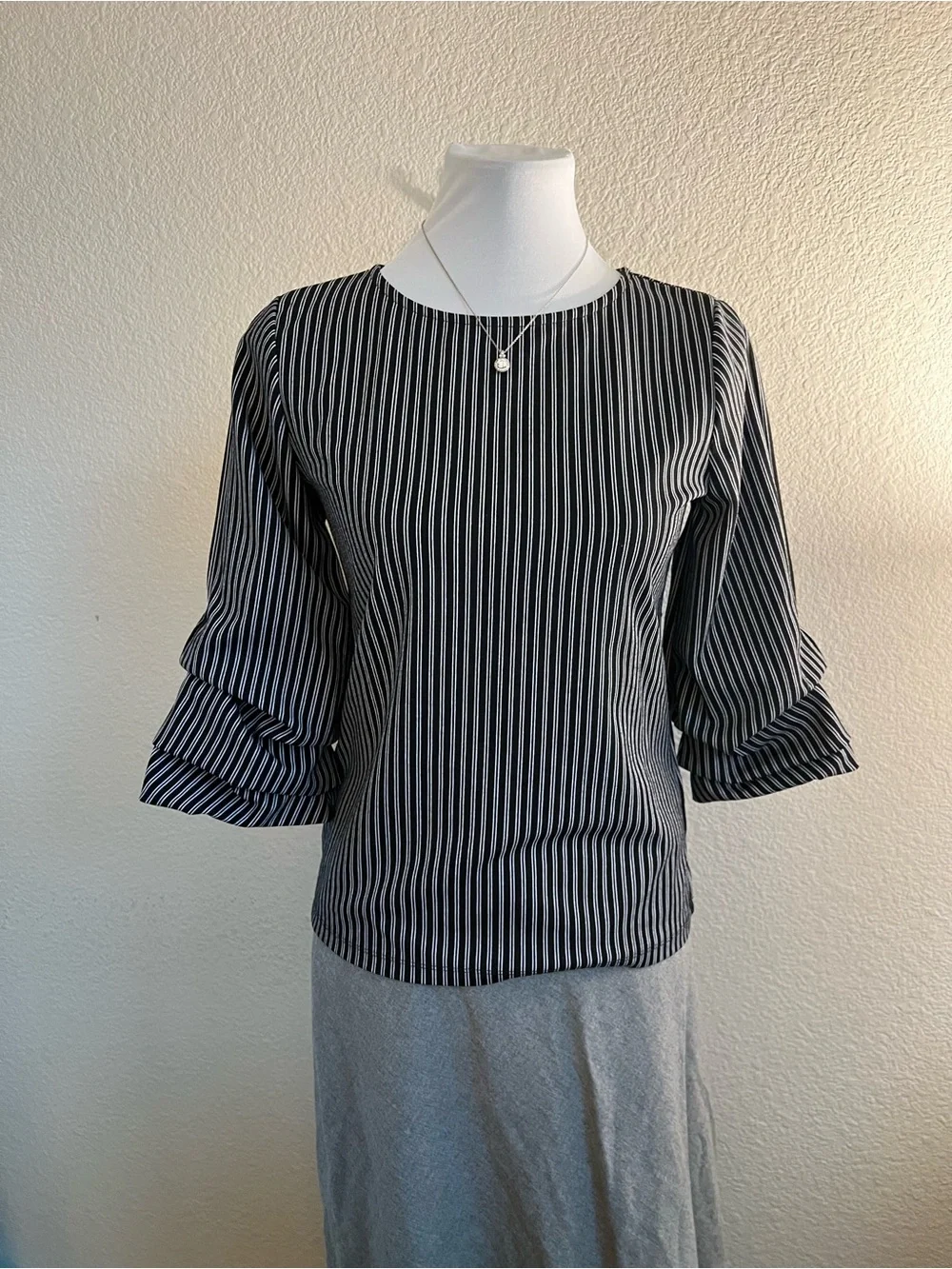 Banana Republic Vertical Striped Puff Sleeve Blouse